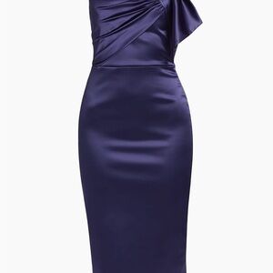 Chiara Boni La Petite Robe
Navy Satin Strapless Midi-Dress